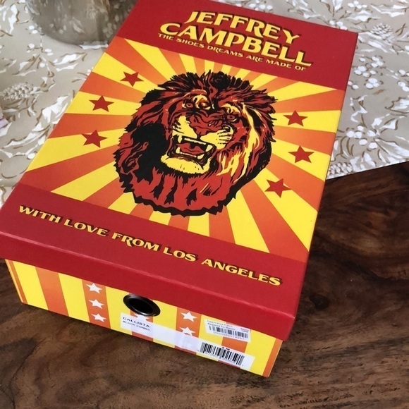 Jeffrey Campbell d’orsay pump - Picture 3 of 14